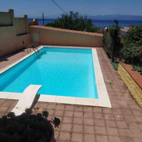Villa Adelaide, Casa Vacanze a Reggio Calabria Fornaci